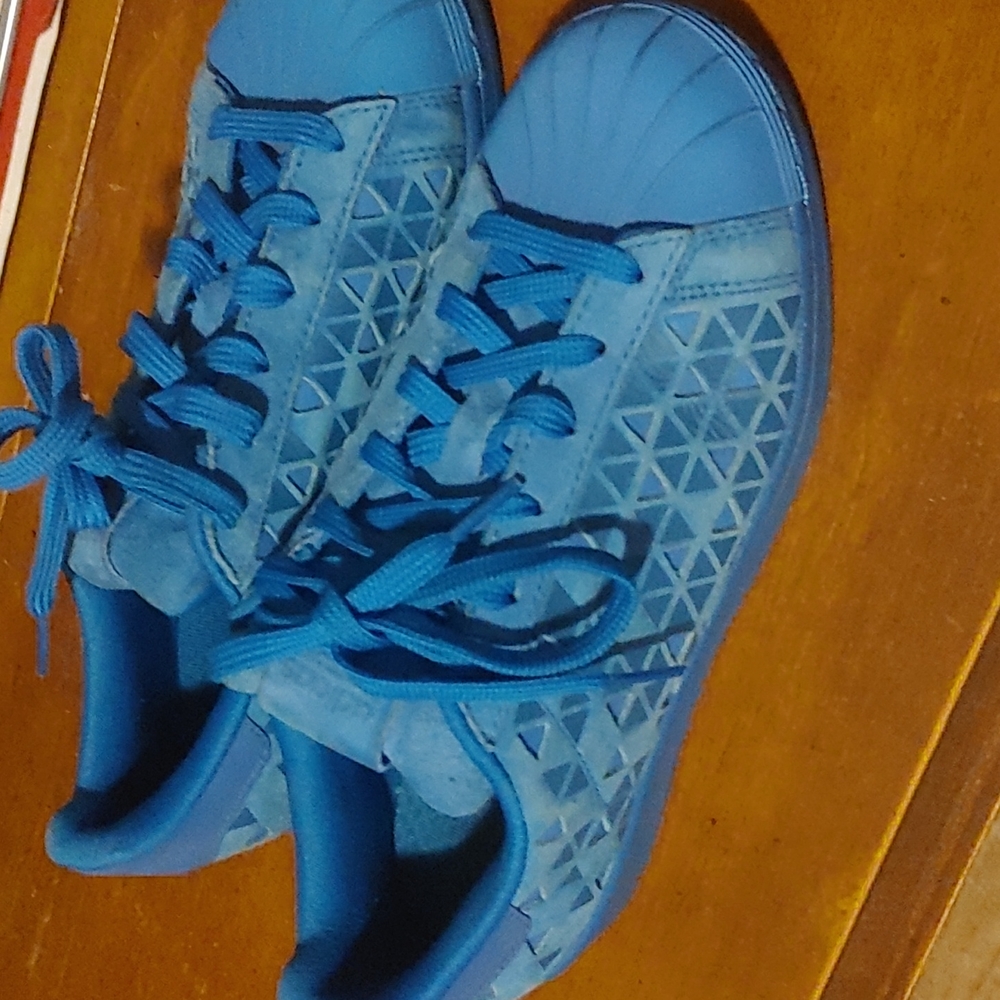 Ol skool vintage Adidas shell toe shoes